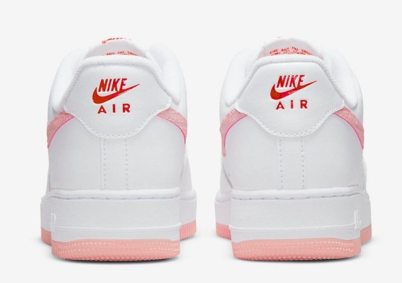 Les baskets Nike Air Force 1 combinent style et performance, offrant une expérience exceptionnelle.pas cher. Le moins cher.