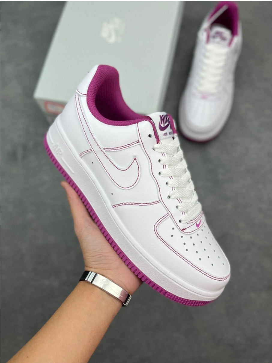 Les baskets Nike Air Force 1 combinent style et performance, offrant une expérience exceptionnelle.pas cher. Le moins cher.