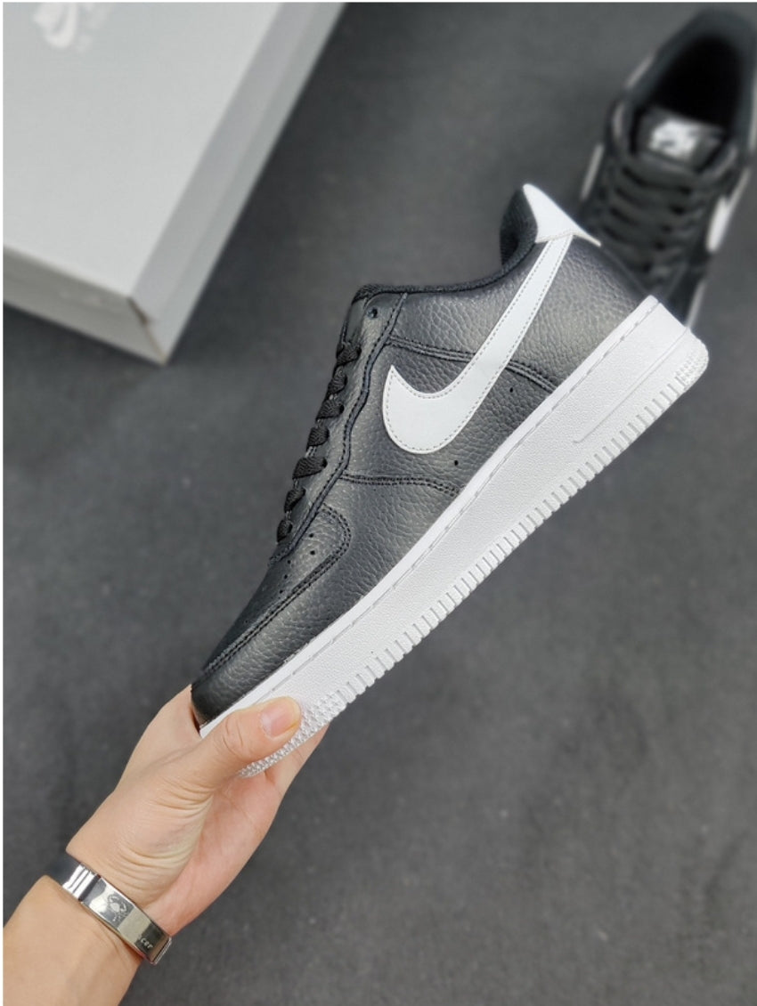 Les baskets Nike Air Force 1 combinent style et performance, offrant une expérience exceptionnelle.pas cher. Le moins cher.
