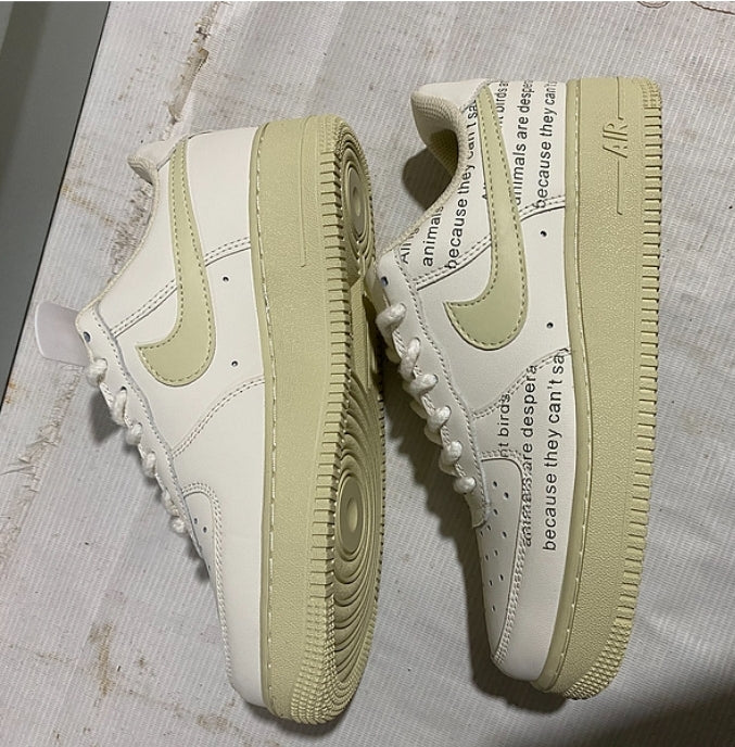 Les baskets Nike Air Force 1 combinent style et performance, offrant une expérience exceptionnelle.pas cher. Le moins cher.