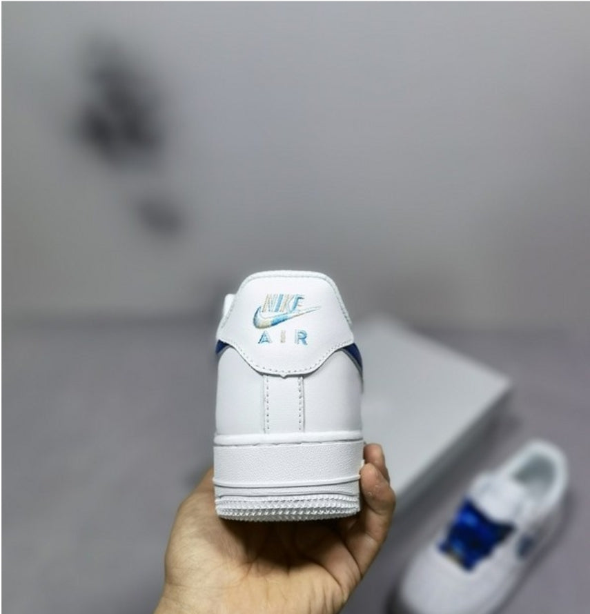 Les baskets Nike Air Force 1 combinent style et performance, offrant une expérience exceptionnelle.pas cher. Le moins cher.