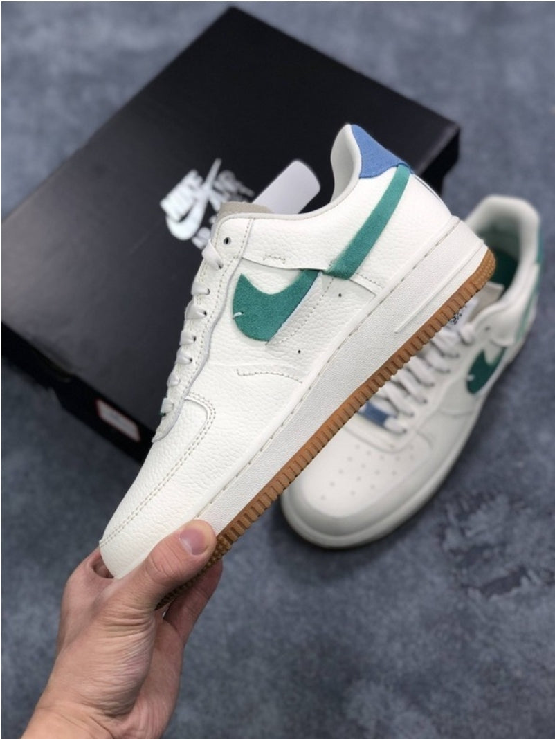 Les baskets Nike Air Force 1 combinent style et performance, offrant une expérience exceptionnelle.pas cher. Le moins cher.