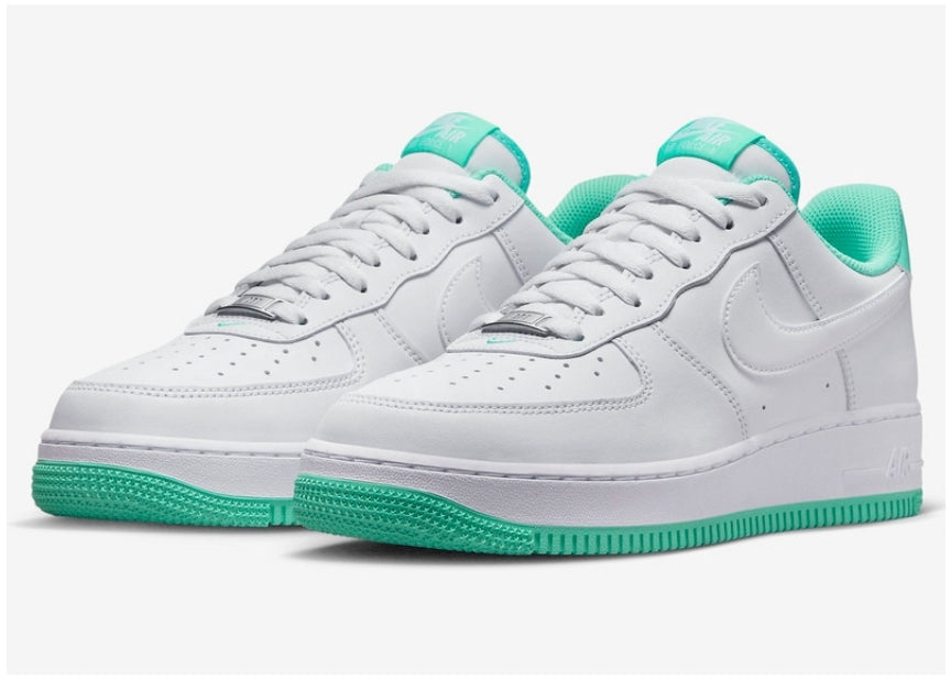 Les baskets Nike Air Force 1 combinent style et performance, offrant une expérience exceptionnelle.pas cher. Le moins cher.