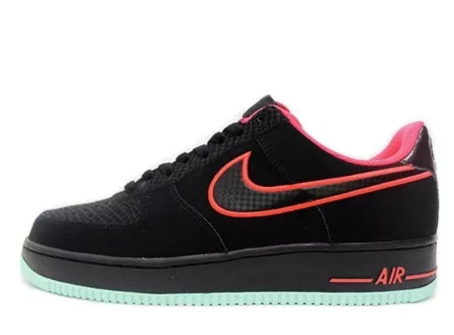 Les baskets Nike Air Force 1 combinent style et performance, offrant une expérience exceptionnelle.pas cher. Le moins cher.