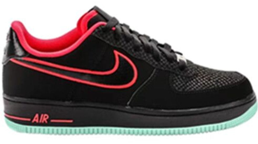 Les baskets Nike Air Force 1 combinent style et performance, offrant une expérience exceptionnelle.pas cher. Le moins cher.