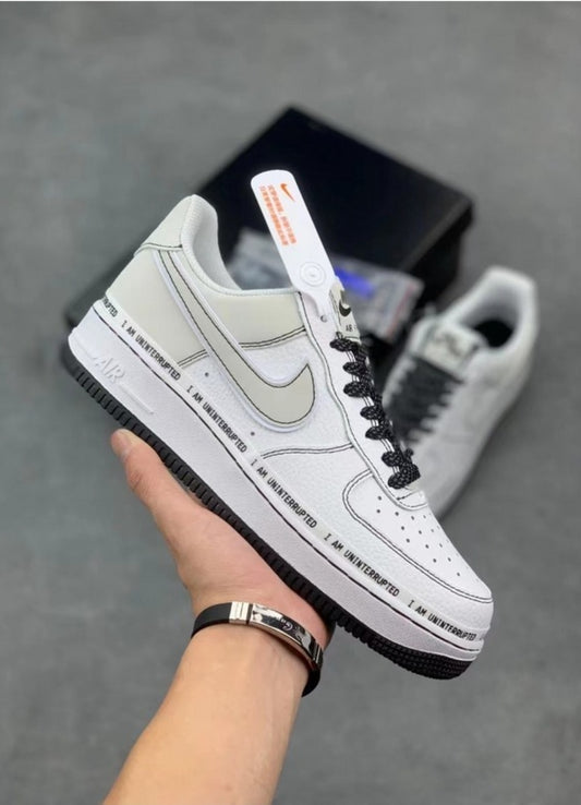 Les baskets Nike Air Force 1 combinent style et performance, offrant une expérience exceptionnelle.pas cher. Le moins cher.