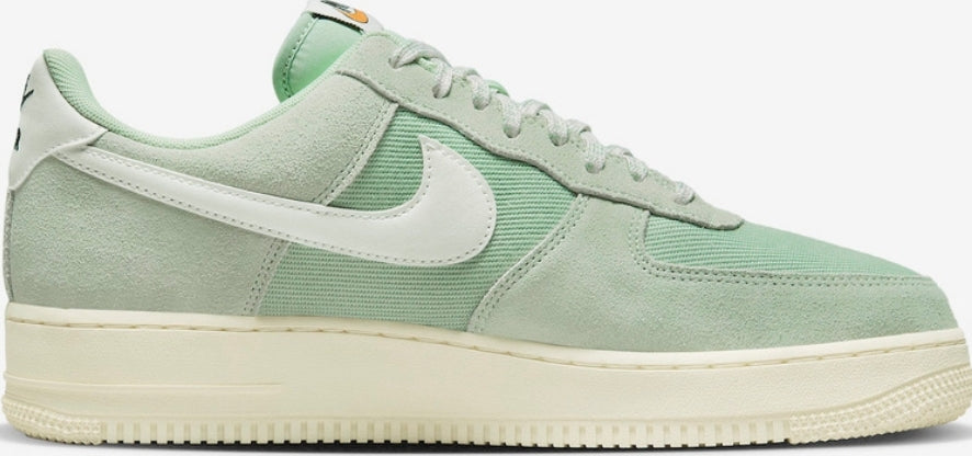 Les baskets Nike Air Force 1 combinent style et performance, offrant une expérience exceptionnelle.pas cher. Le moins cher.