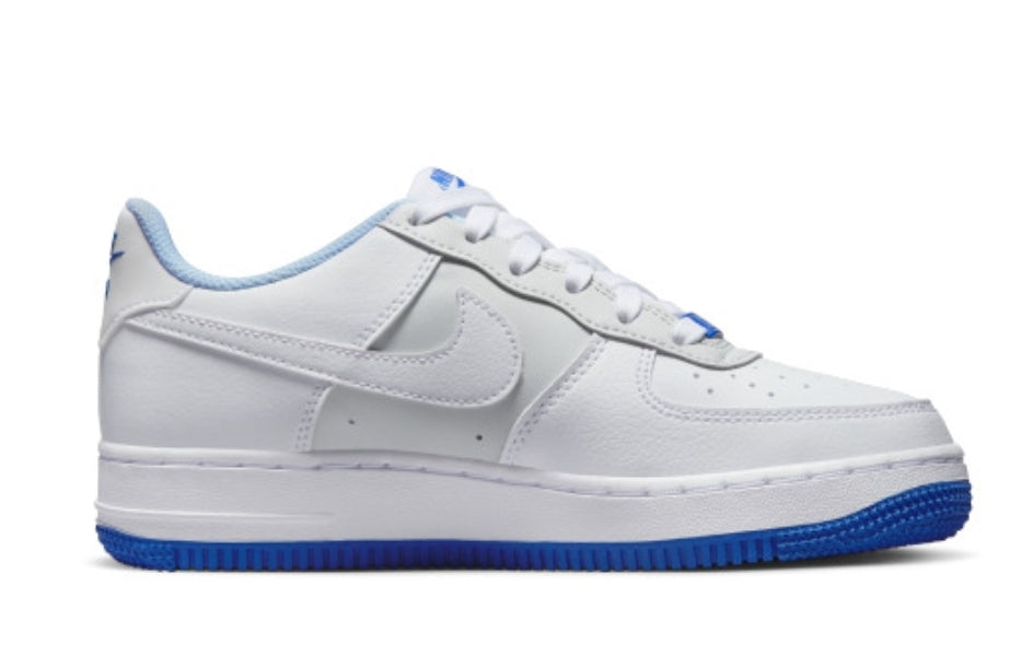 Les baskets Nike Air Force 1 combinent style et performance, offrant une expérience exceptionnelle.pas cher. Le moins cher.