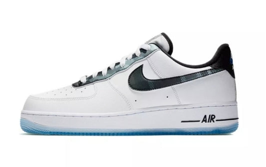 Les baskets Nike Air Force 1 combinent style et performance, offrant une expérience exceptionnelle.pas cher. Le moins cher.