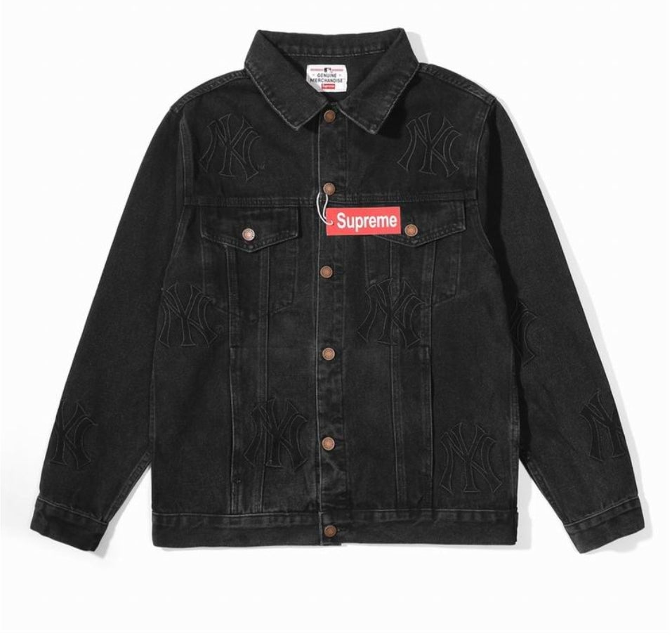 Les vestes Supreme allient élégance et modernité. Leur design audacieux et leurs matériaux de haute qualité. Pas cher. Le moins cher.
