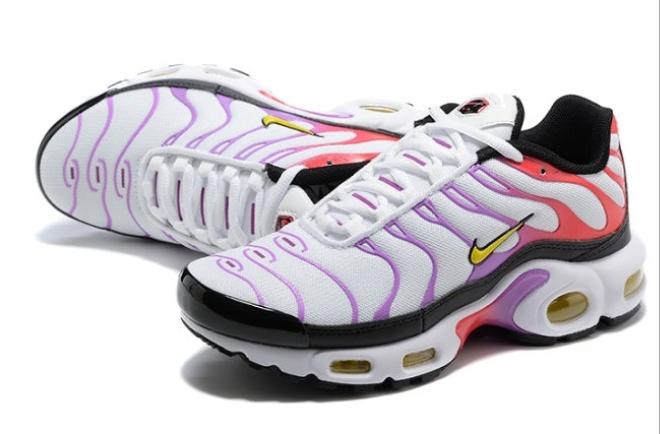 les baskets Nike TN Air Max Plus Femme sont un témoignage de l'engagement de Nike à combiner style et innovation. Exceptionnel 