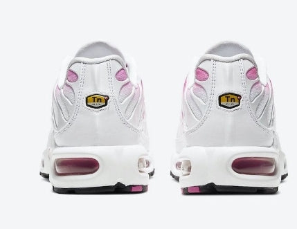 les baskets Nike TN Air Max Plus Femme sont un témoignage de l'engagement de Nike à combiner style et innovation. Exceptionnel 