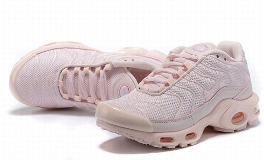 les baskets Nike TN Air Max Plus Femme sont un témoignage de l'engagement de Nike à combiner style et innovation. Exceptionnel 