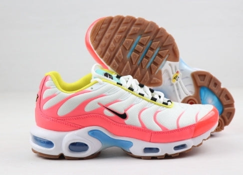 les baskets Nike TN Air Max Plus Femme sont un témoignage de l'engagement de Nike à combiner style et innovation. Exceptionnel 