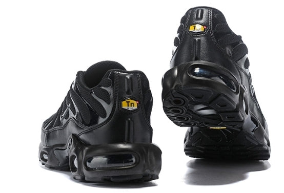 les baskets Nike TN Air Max Plus Femme sont un témoignage de l'engagement de Nike à combiner style et innovation. Exceptionnel 