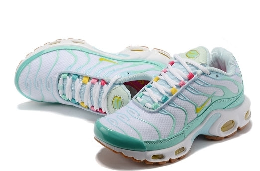 les baskets Nike TN Air Max Plus Femme sont un témoignage de l'engagement de Nike à combiner style et innovation. Exceptionnel 