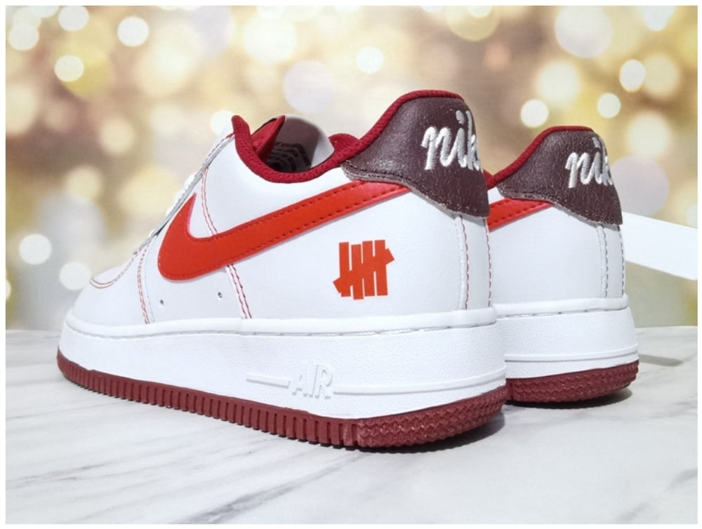 Les baskets Nike Air Force 1 combinent style et performance, offrant une expérience exceptionnelle.pas cher. Le moins cher.