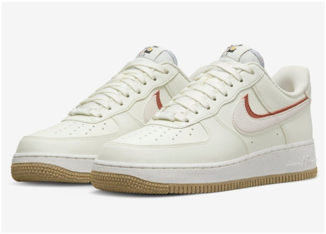 Les baskets Nike Air Force 1 combinent style et performance, offrant une expérience exceptionnelle.pas cher. Le moins cher.