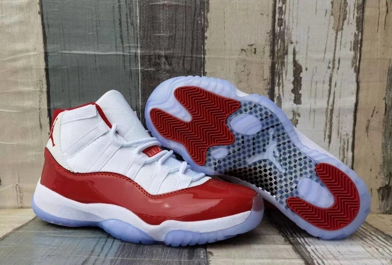 Les baskets Air Jordan 11 offrent un style légendaire et une performance exceptionnelle.design unique 
Pas Cher. moin cher.