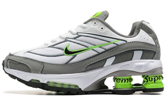 Les baskets Nike Shox Ride 2 Supreme X allient style audacieux et performance exceptionnelle. Pas cher. Le moins cher. Design sauvage