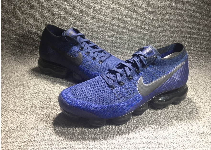 Les baskets Nike Vapormax 3.0 allient style moderne et performance supérieure. Leur design épuré et innovant attire l'attention de tous.pas cher. Le moins cher. 