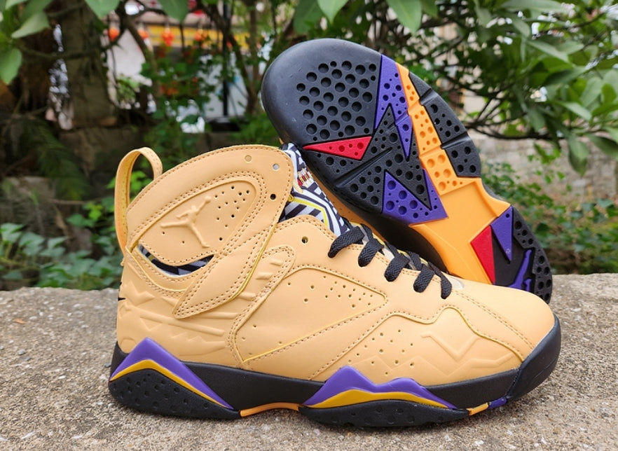 Les baskets Air Jordan 7 offrent un style iconique et une performance exceptionnelle.
 leur design distinctif et emblématique  de haute qualité. Au meilleur prix. Pas cher