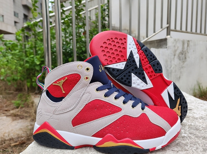 Les baskets Air Jordan 7 offrent un style iconique et une performance exceptionnelle.
 leur design distinctif et emblématique  de haute qualité. Au meilleur prix. Pas cher