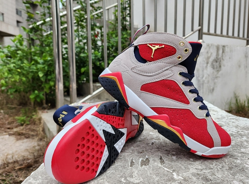 Les baskets Air Jordan 7 offrent un style iconique et une performance exceptionnelle.
 leur design distinctif et emblématique  de haute qualité. Au meilleur prix. Pas cher