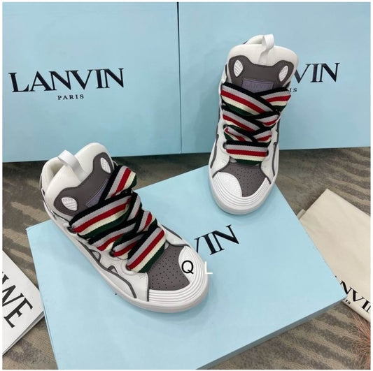 Les baskets sneakers Lanvin incarnent un style emblématique et un luxe français.
leur design élégant. Pas cher. Le moins cher.