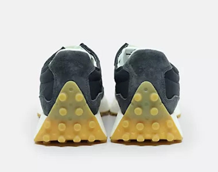 Les baskets New Balance allient style et confort. Leur design classique et leurs matériaux de haute qualité en font un choix idéal pour les amateurs de sneakers.pas cher. Le moins cher.