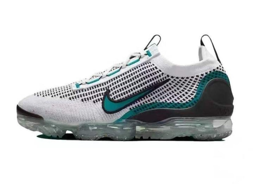 Les baskets Nike Vapormax 2021 allient style moderne et performance supérieure.pas cher. Le moins cher.