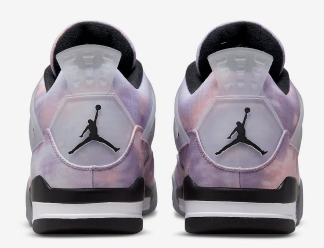  Les baskets Air Jordan 4 offrent un style iconique et une performance remarquable.

leur design distinctif pas cher. le moin cher. 