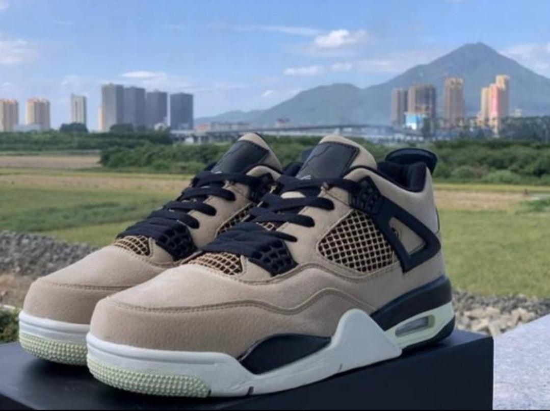  Les baskets Air Jordan 4 offrent un style iconique et une performance remarquable.

leur design distinctif pas cher. le moin cher. 