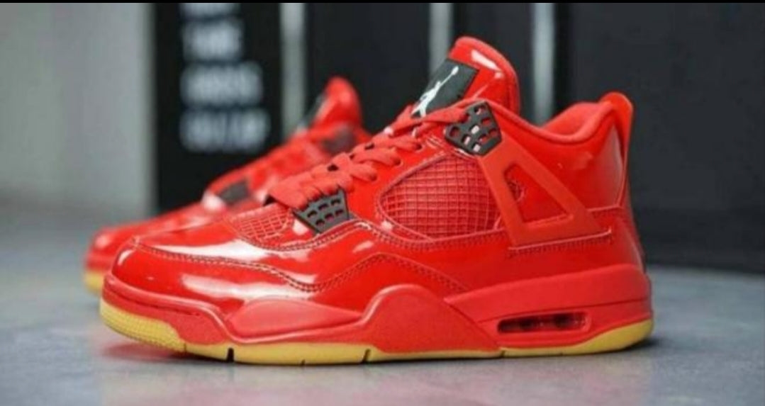  Les baskets Air Jordan 4 offrent un style iconique et une performance remarquable.

leur design distinctif pas cher. le moin cher. 