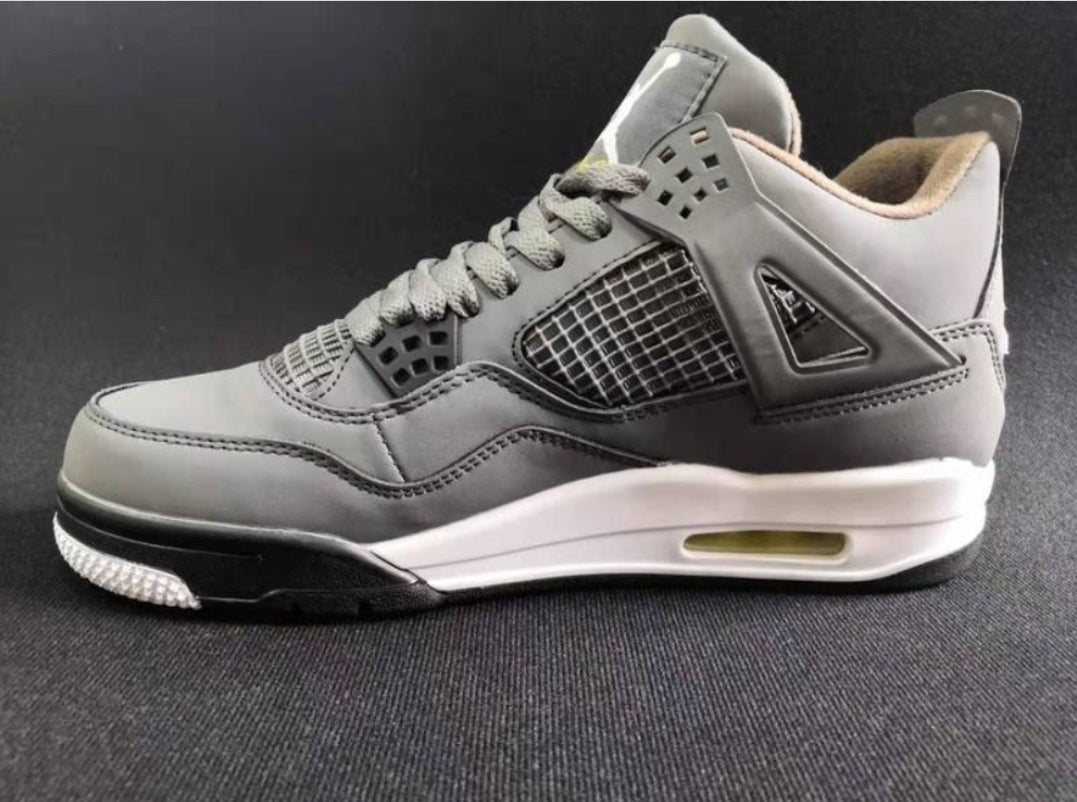 Les baskets Air Jordan 4 offrent un style légendaire et une performance exceptionnelle et unique.pas cher. le moins cher 