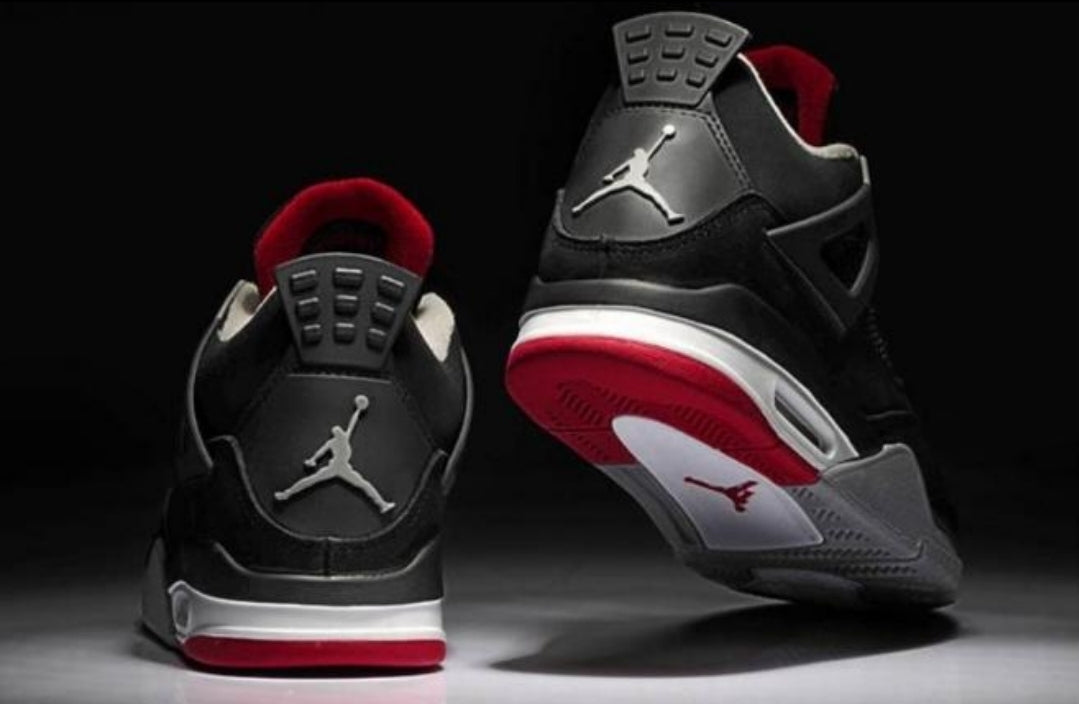  Les baskets Air Jordan 4 offrent un style iconique et une performance remarquable.

leur design distinctif pas cher. le moin cher. 