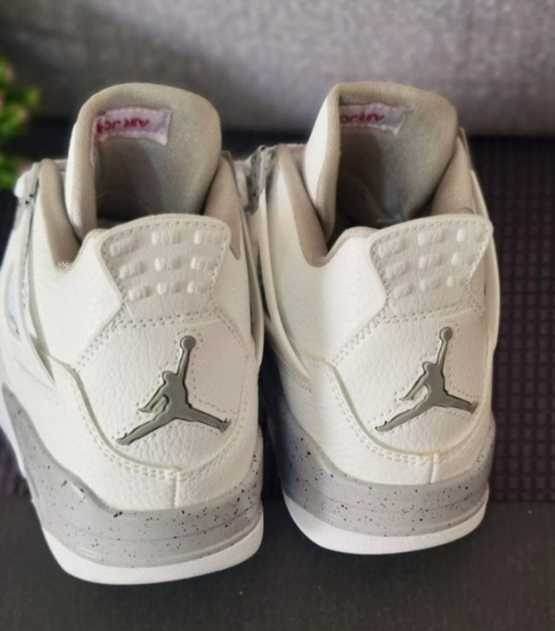 Les baskets Air Jordan 4 offrent un style légendaire et une performance exceptionnelle et unique.pas cher. le moins cher 